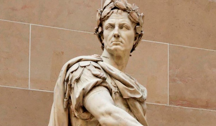 Antonio Alvar: “Gracias a Julio César vivimos en un país civilizado y próspero”