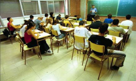 Los alumnos de 1º de Bachillerato pasarán de curso con la mitad de las asignaturas aprobadas