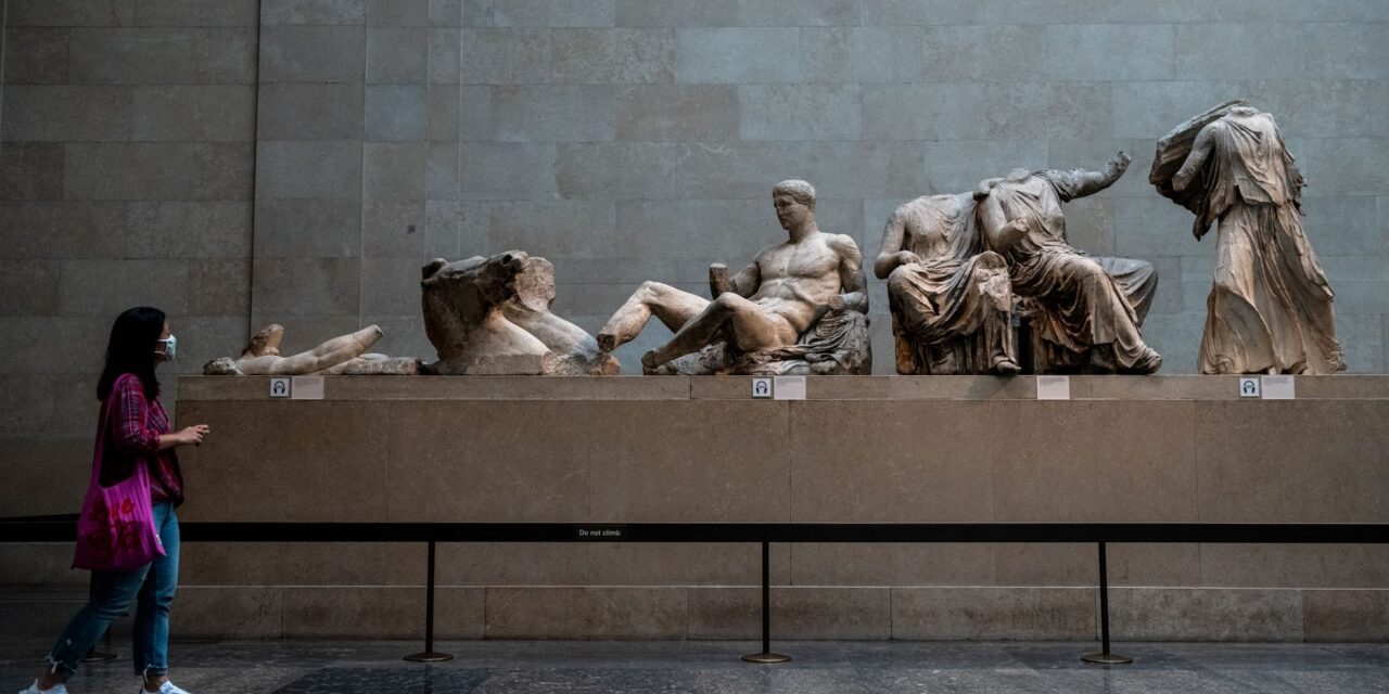 La interminable historia de las estatuas del Partenón: Boris Johnson tampoco las devolverá a Grecia