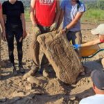 Hallada en Huelva una gran necrópolis de estelas de hace 4.000 años