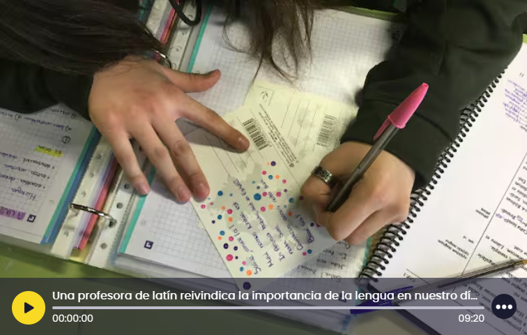 Una profesora de latín reivindica la importancia de la lengua en nuestro día a día: «Está muy viva»
