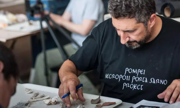 Llorenç Alapont, arqueólogo y antropólogo: “Pompeya es un yacimiento muy excavado pero poco conocido”