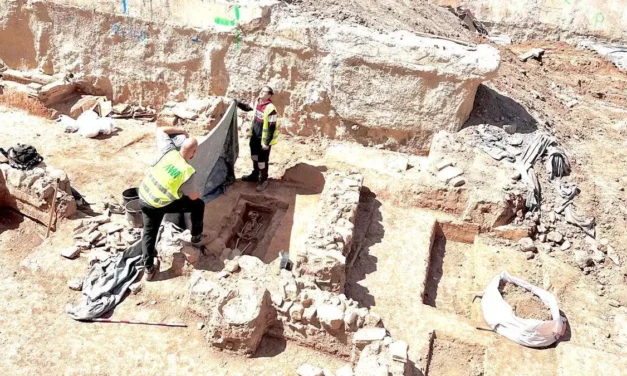 Las obras del metro de Málaga sacan a la luz más de 600 tumbas romanas en la gran necrópolis de la calle Hilera